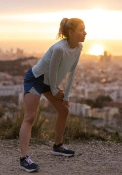 BROOKS Chaser 5" 2-In-1 Short - Korte Broeken - Blue Ash Ice Blue Navy -BrooksRunner 038500efd4c44c31bcbab1bcd4daf54f