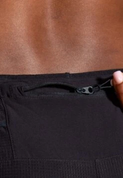 BROOKS High Point 3" 2-In-1 Short - Korte Broeken - Black -BrooksRunner 0beeeb60cbbd44a6ac76a45092d203fc