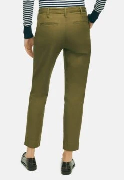 Garment Washed Stretch- Chino - Medium Green -BrooksRunner 0c8ff5be7bbb4b58929393978b950de2