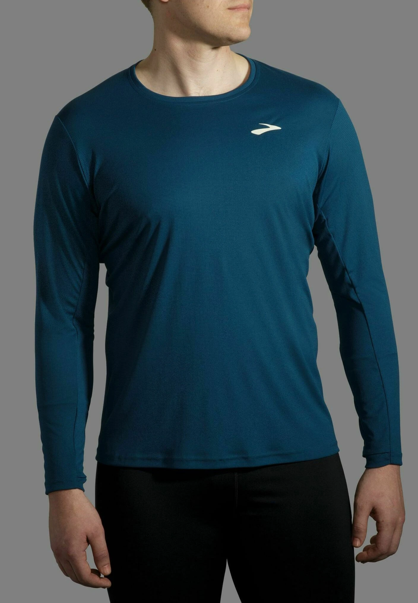 BROOKS Atmosphere Long Sleeve - Longsleeve - Indigo Rush 3 BROOKS Atmosphere Long Sleeve - Longsleeve - Indigo Rush