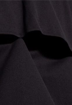 BROOKS High Point Waterproof Jacket - Regenjas - Black -BrooksRunner 2b7fb53dd18e4ea48fa74ef9becf55fd