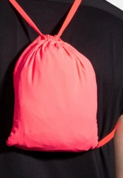 BROOKS Canopy Jacket - Softshelljas - Razzmatazz Quartz Hyper Pink 18 BROOKS Canopy Jacket - Softshelljas - Razzmatazz Quartz Hyper Pink -BrooksRunner 331997cd8ccc4e40b424bc87dc1fa2fa