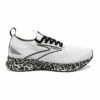 BROOKS Levitate Stealthfit 6 - Hardloopschoenen Neutraal - White Black Alloy -BrooksRunner 3d7e1ed3e52f46bbba583a16a48a2403