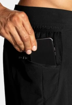 BROOKS Sherpa 7" 2-In-1 Short - Korte Broeken - Black -BrooksRunner 49c3be01306745ffa28a5d57d98e636c