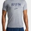 BROOKS Distance Graphic Short Sleeve - Sport T-Shirt - Heather Ash Run Light -BrooksRunner 4deede161b864d3eaa5e5b0e0b732b2a