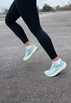 BROOKS Hyperion Tempo - Hardloopschoenen Neutraal - Blue Aqua Nightlife 17 BROOKS Hyperion Tempo - Hardloopschoenen Neutraal - Blue Aqua Nightlife -BrooksRunner 5862b3078ecf49bfad60d646a63dab6c