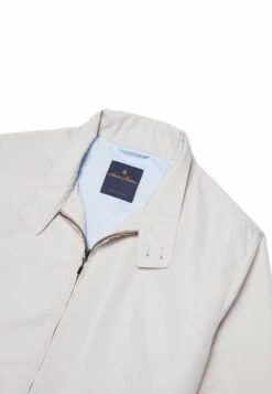 Lichte Jas - Off White -BrooksRunner 75d5a0b6734c4ba2b474cd6fcf22ed73