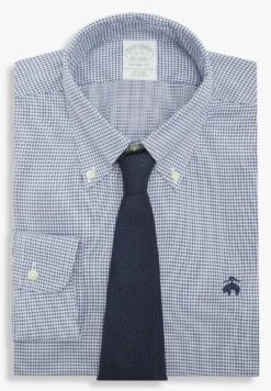 Milano Fit Non-Iron Button Down- Overhemd - Blue 7 Milano Fit Non-Iron Button Down- Overhemd - Blue -BrooksRunner 8b5635dce6ec453a992785fb1d848233