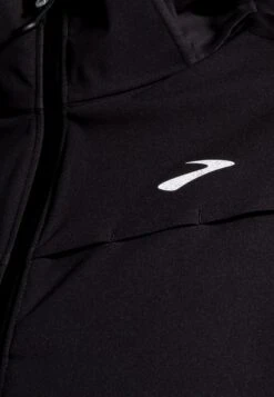 BROOKS High Point Waterproof Jacket - Regenjas - Black -BrooksRunner a82f9ed410e84428883342191affeaf5