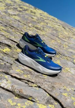 BROOKS Caldera 6 - Trail Hardloopschoenen - Blue Surf The Web Green -BrooksRunner b02706ab71d84dc2867dc383a46fb96c