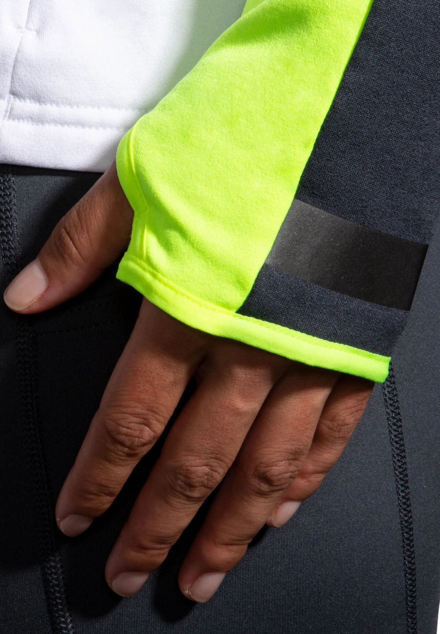 BROOKS Run Visible Thermal Hoodie - Hoodie - White Asphalt Nightlife 5 BROOKS Run Visible Thermal Hoodie - Hoodie - White Asphalt Nightlife - Afbeelding 3