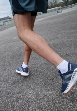 BROOKS Adrenaline Gts 22 - Stabiliteit Hardloopschoenen - Peacoat/India/Ink Grenadine -BrooksRunner bc36cd1eb5404ac09b5c10f7872ddfba