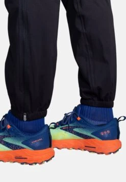 BROOKS High Point Waterproof Pant - Trainingsbroek - Black -BrooksRunner d3996d9cbd944a509e7114d0636a712b