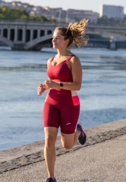 BROOKS Method 8" Short Tight - Korte Broeken - Razzmatazz Quartz Hyper Pink -BrooksRunner e81db92cc1a946f99fe6be2a9e6338be