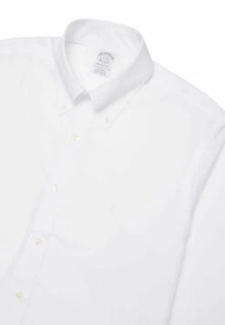Regular Fit Supima Non-Iron Button Down- Overhemd - White -BrooksRunner eb173704274f422387b0115b346a1ad4